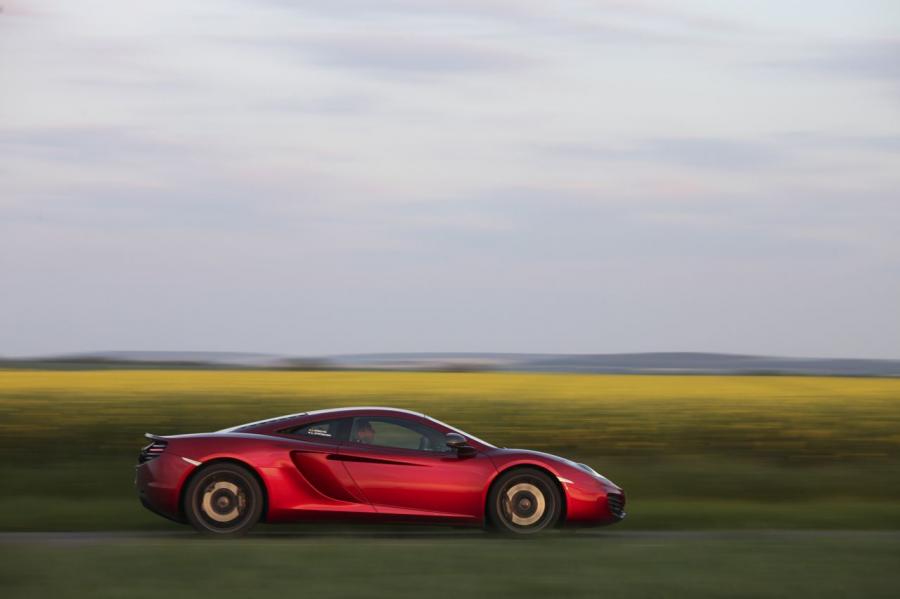  McLaren MP4-12C 2012 года  (фото 13 из 129)